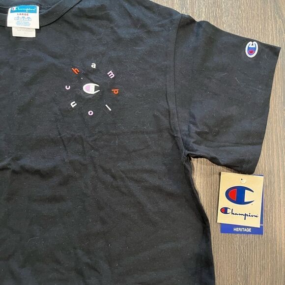 NWT Champion Black Graphic Crop Top - Size L - Picture 2 of 4